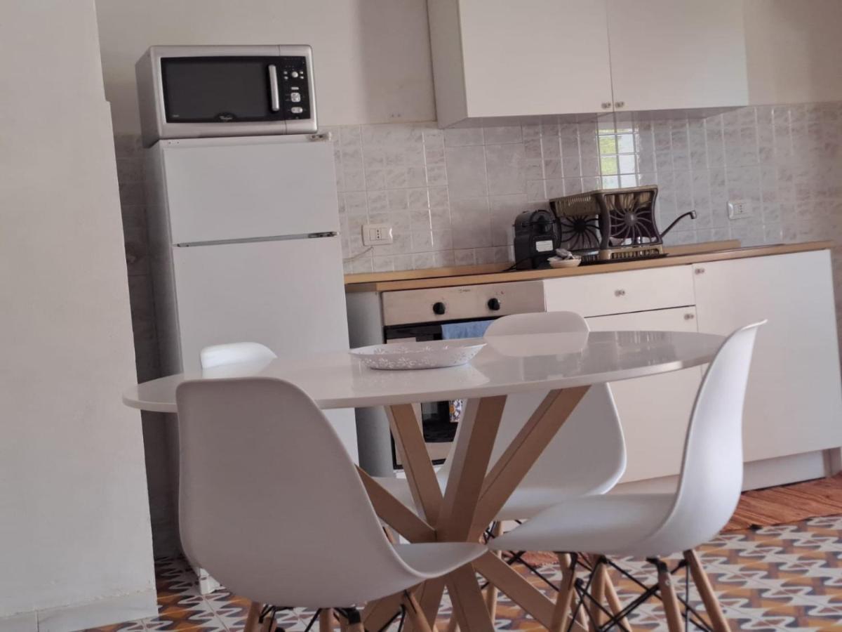 Villa Rita Apartment Fontane Bianche Quarto foto